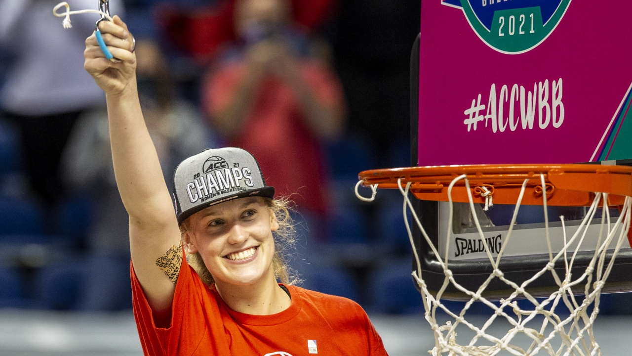 Elissa Cunane and Kayla Jones selected in 2022 WNBA Draft - Backing The Pack