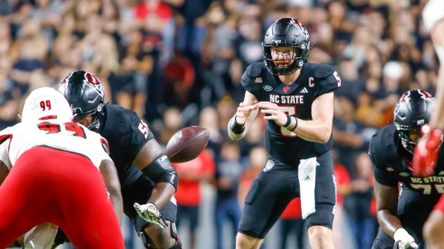 Photo Gallery: Louisville vs N.C. State – Cardinal Sports Zone